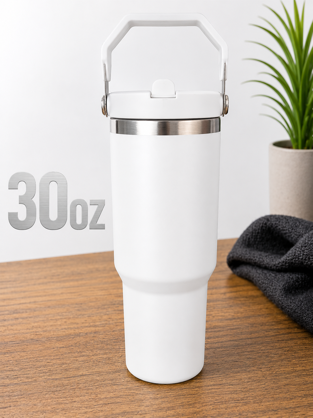 30oz water bottle White with flip sip and straw